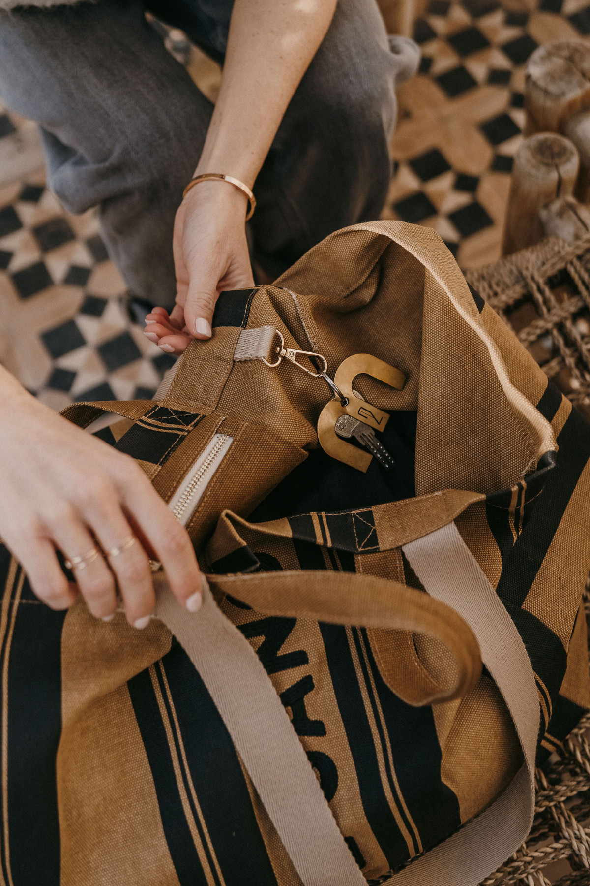 Duo Kaba + Kira - love gang